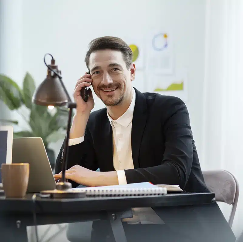 Image of a professional on the phone discussing accounting